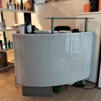 arredamento negozio parrucchiera 