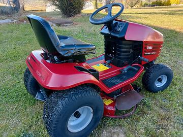 tagliaerba trattorino rasaerba 