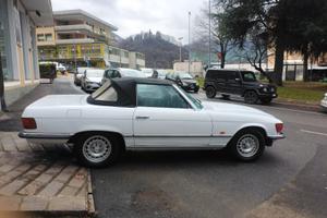Mercedes Pagoda 350 SL V8