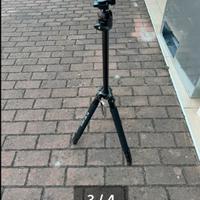 Treppiede per macchina fotografica