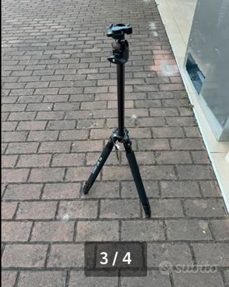 Treppiede per macchina fotografica