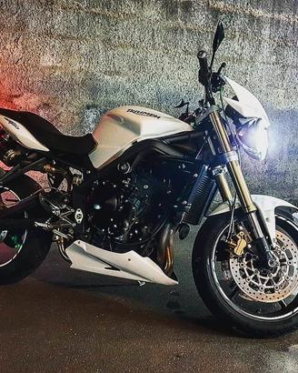 Triumph Street Triple 675 - Anno 2010