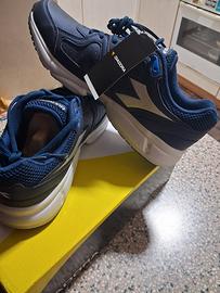 scarpe Diadora 45 nuove 