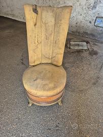 Poltroncina antica da restaurare