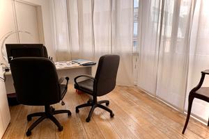 Stanza in elegante studio legale