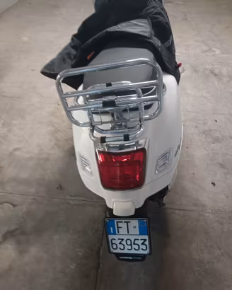 Vespa gts 310