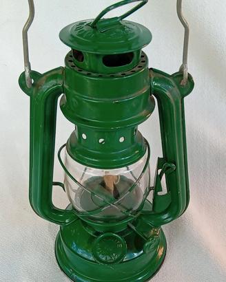 Antica lanterna a olio Moon Light 