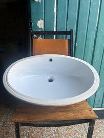 Lavabo da Incasso Ovale in Ceramica Bianca (57x43)