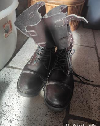 anfibi vintage pelle