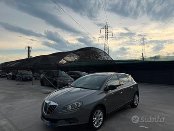Lancia Delta 1.6 MJT DPF S Platinum