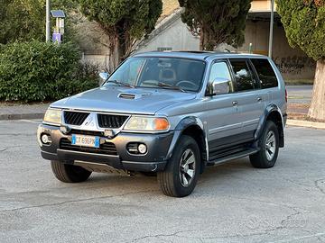 Mitsubishi Pajero 2.5 4x4