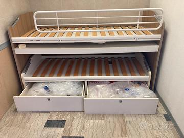 Letti con scrittoio salvaspazio