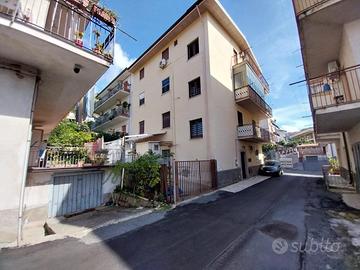 Due appartamenti ristrutturati 300 mt dal mare