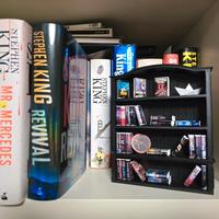 Mini libreria Stephen King comprensiva di libri