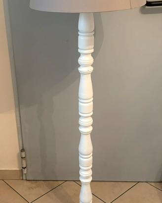 Lampada da terra artigianale in legno