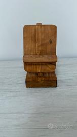 Porta cellulare in megno di pino fatto a mano