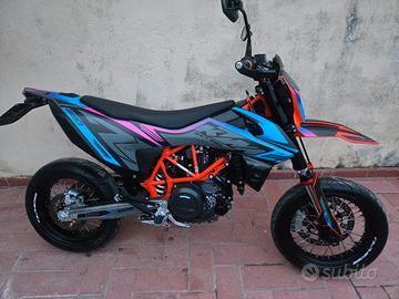 ktm  690 smc r  2022 finanziabile 