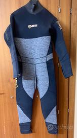 Muta sub Mares  uomo semistagna