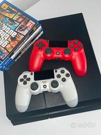 PS4 COME NUOVA con scatola+ 2 PAD SPECIAL + GIOCHI