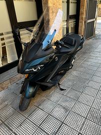 Yamaha Tmax 560 Tech Max