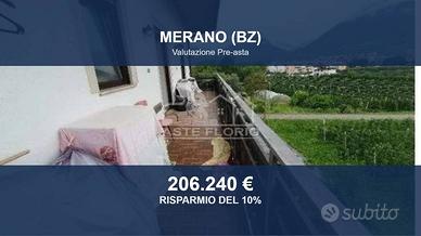 Immobile in asta di 120 m² con più di 5 locali a M