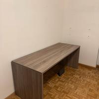 Scrivania grande ufficio o casa