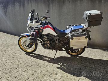 Honda CRF1000L Africa Twin DCT Tricolor Adventure