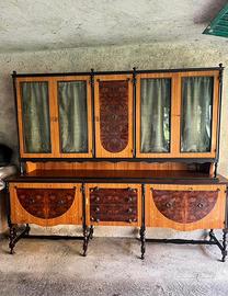Credenza vintage con vetrina – mobile d’epoca