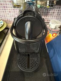 Macchina capsule caffè Nespresso Inissia