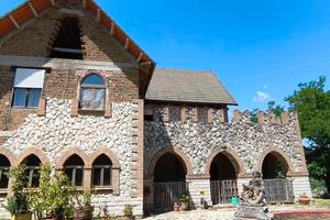 Grande villa indipendente in pietra con terreno