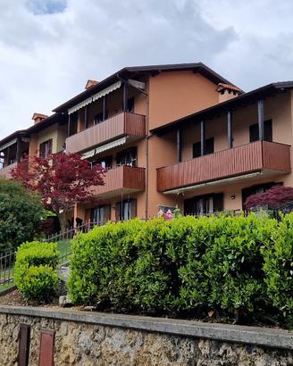 Bilocale arredato a Clusone per vacanza estiva