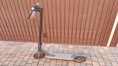 monopattino xiaomi