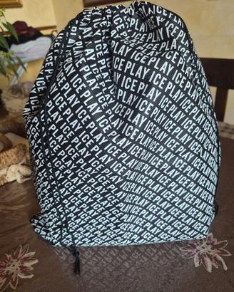 borsa Ice Play azzurra e nera