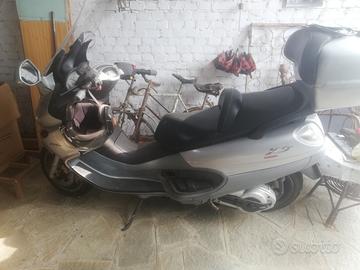 Piaggio X9 500 - 2004