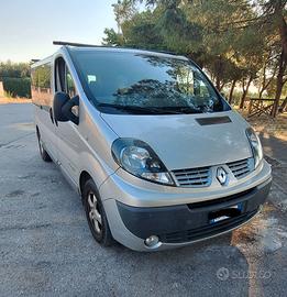 fuegone renault trafic 9 posti