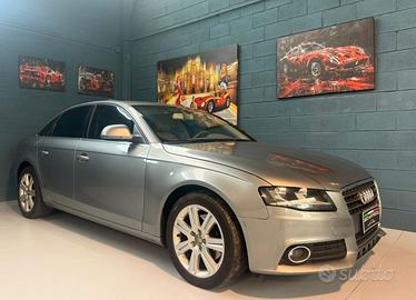 2/06 APERTI A4 BENZINA BERLINA INTERNI IN PELLE