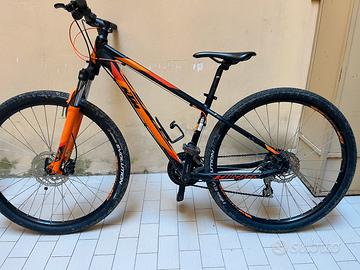 ktm modello CHICAGO