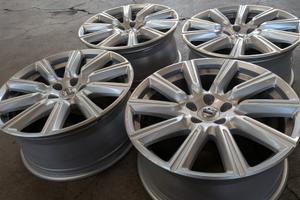 CERCHI VOLVO ORIGINALI 18" PERFETTI