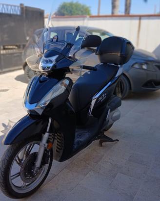 Scooter SH 300 HONDA