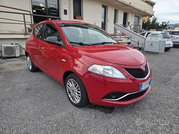 Lancia Ypsilon 1.2 69 CV 5 porte GPL Ecochic Silve