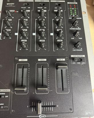 Mixer traktor x1 scheda audio