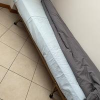 Letto ad una piazza con rete e materasso