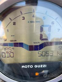 Moto Guzzi V7 IV - 2023