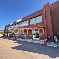 Capannone Commerciale - Elmas