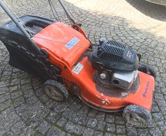 Tosaerba Husqvarna Honda GCV 135