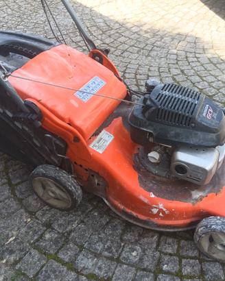 Tosaerba Husqvarna Honda GCV 135