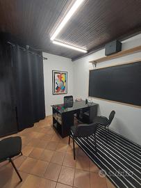 Bergamo grazioso ufficio arredato