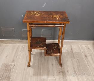 Tavolino cinese in bambù