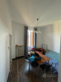 Posto in doppia per RAGAZZI via san vitale 36