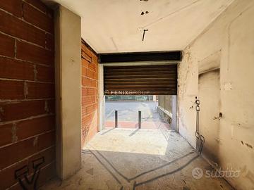 NEGOZIO DA RISTUTTURARE